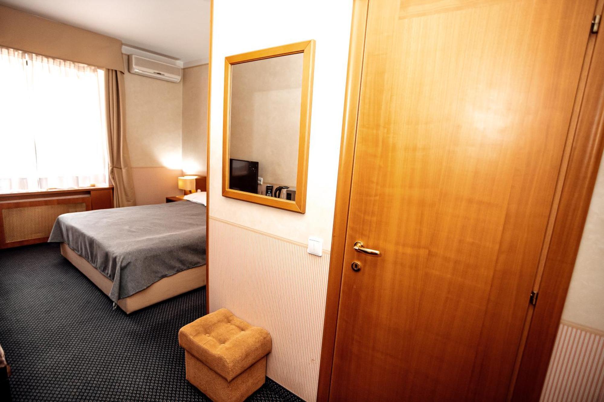 Marko Polo Hotel Aksay Екстер'єр фото
