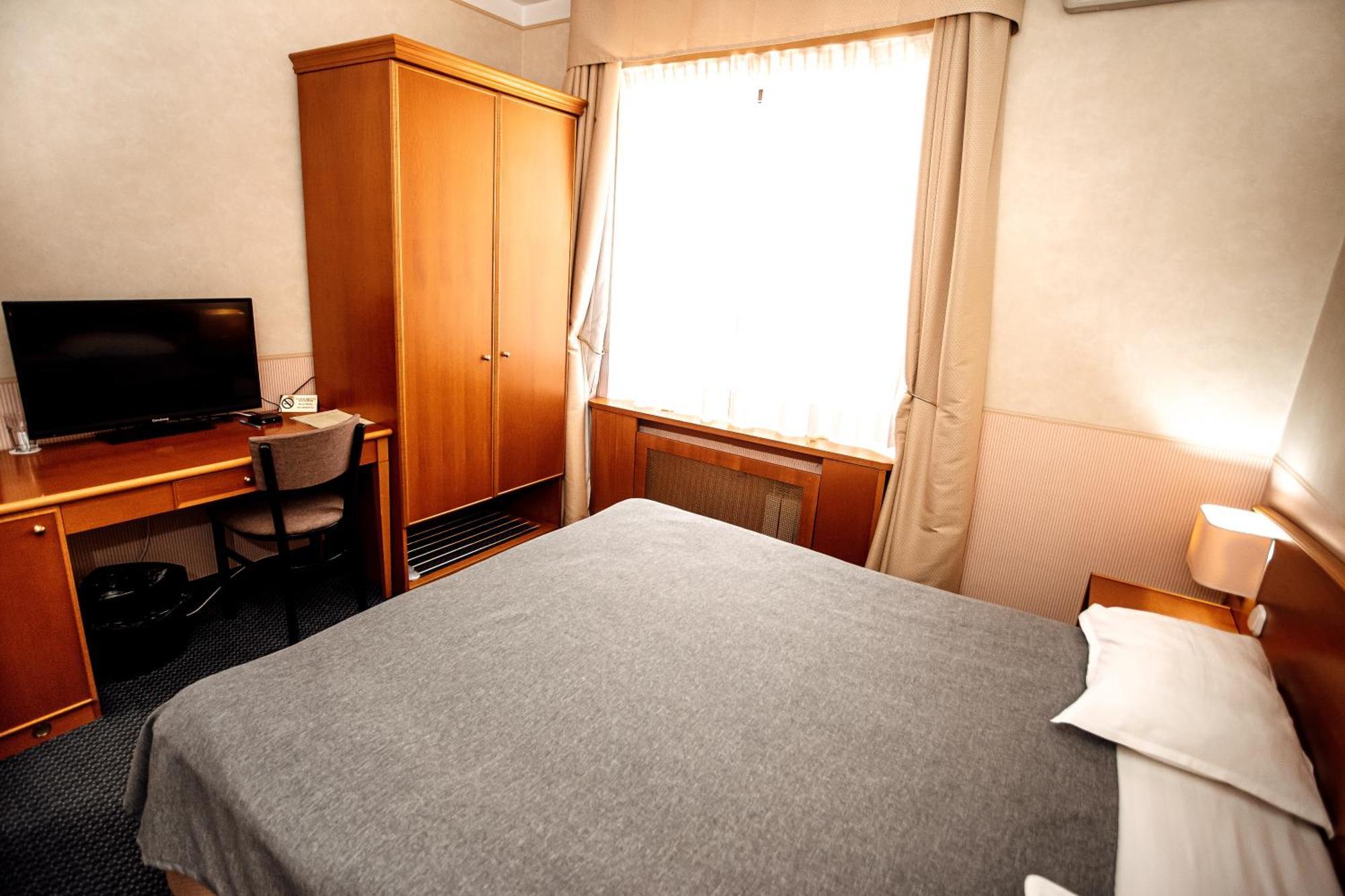 Marko Polo Hotel Aksay Екстер'єр фото