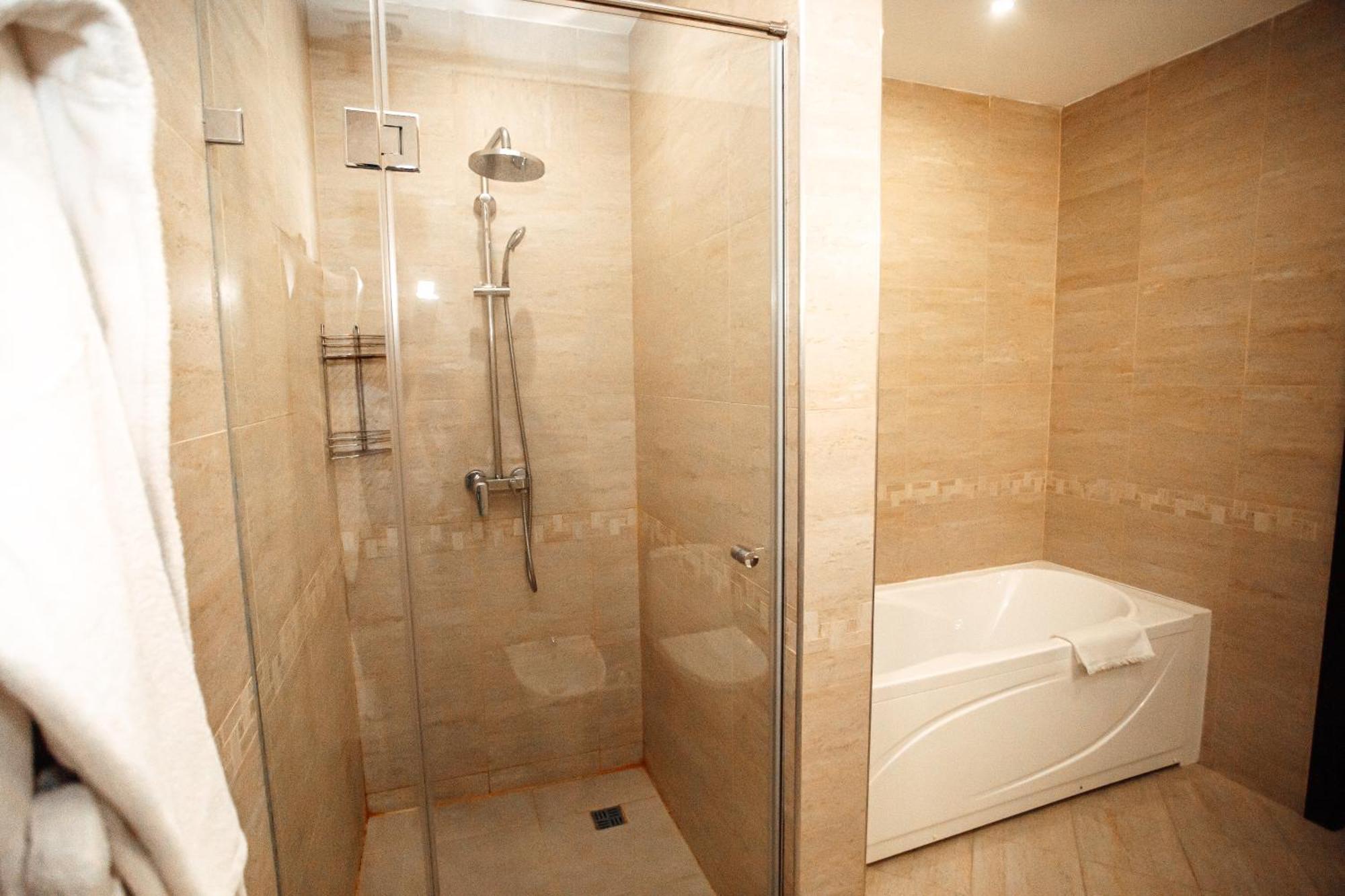 Marko Polo Hotel Aksay Екстер'єр фото